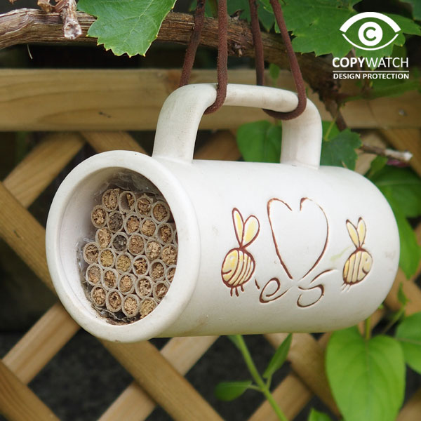 Wildlife World Pollinator House with Bee Species Guide Gift Carton