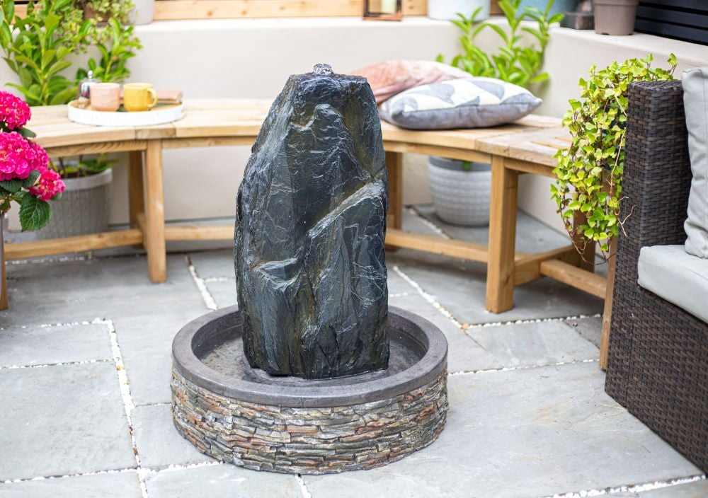 Easy Fountain Snowdonia Monolith Mains Water Feature