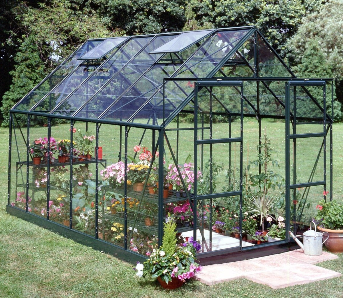 Halls Magnum Greenhouse (8ft Wide)-[Width:8ft]-[Length:10ft]-[Finish:Green]-[Glazing:Horticultural Glass]-[Base:Yes]